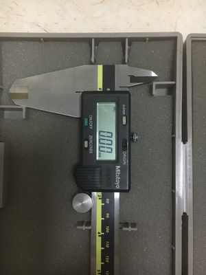 Thước kẹp điện tử Mitutoyo 20cm (Ảnh 2108)